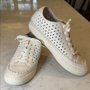 Dolce Vita Cream Perforated Sneakers